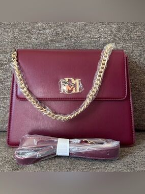 Badgley Mischka Burgundy Vegan Leather Crossbody Handbag Gold Chain Strap NWT